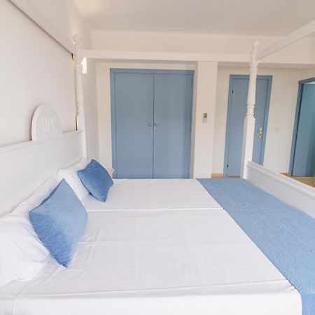 Hostal Hpc Porto Colom ภายนอก รูปภาพ